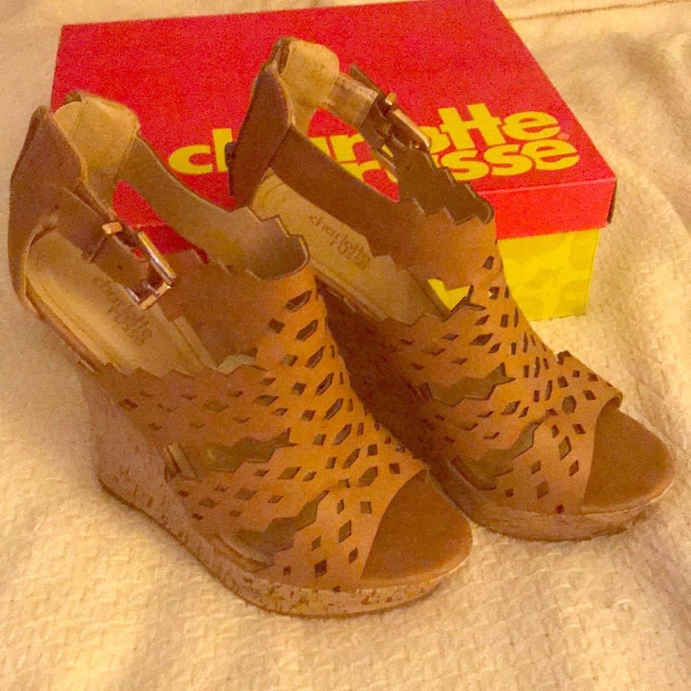 Tan wedges